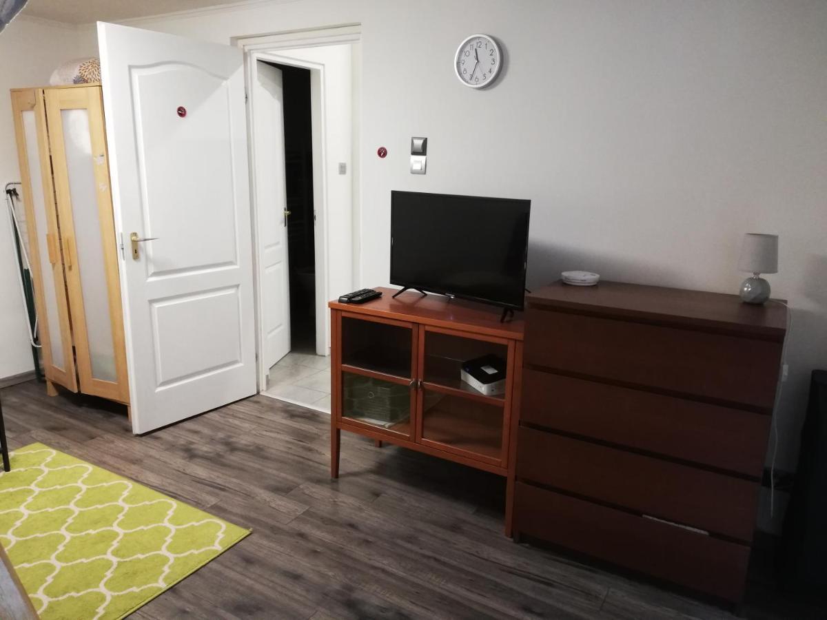 Riverside Cosy Apartman Будапеща Екстериор снимка